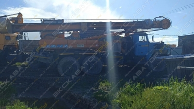 Стройдормаш БМ-811М на базе Урал [3]