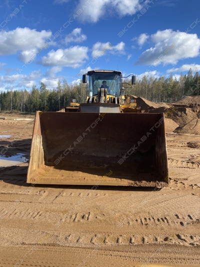 Volvo L220F [4]