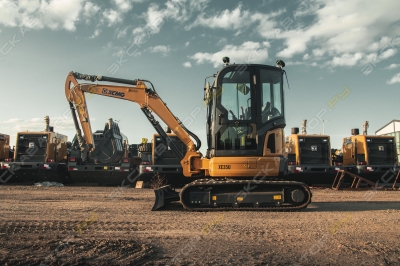 XCMG XE35U [2]