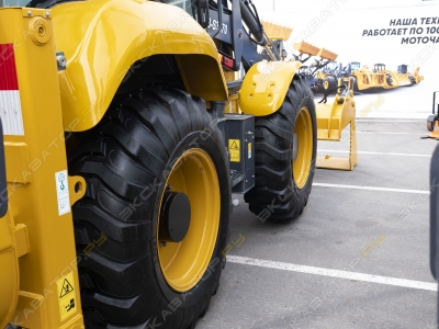 XCMG XC8-S3570 [5]