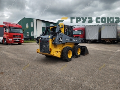John Deere 320G [4]