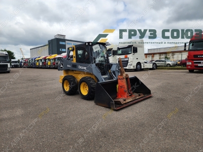 John Deere 320G [3]