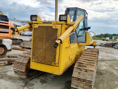 Komatsu D85ESS-2A [5]