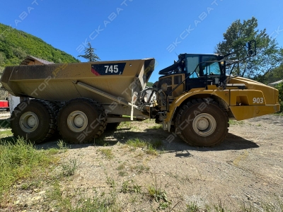 Caterpillar 745 [2]