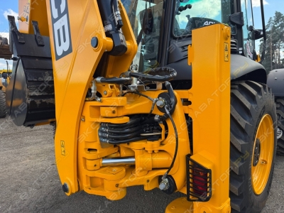 JCB 4CX [4]