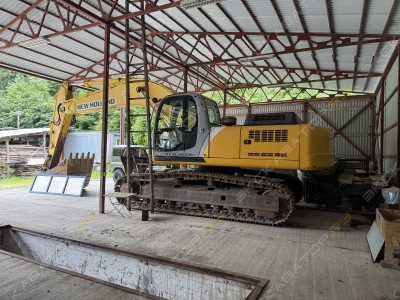 New Holland E385 [1]