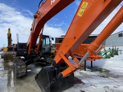 Hitachi ZX330-5A [2]