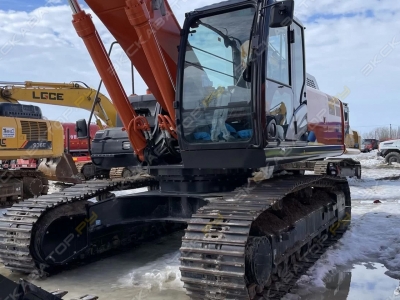 Hitachi ZX330-5A [1]