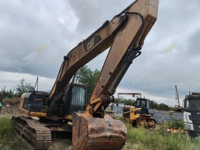 Caterpillar 330 [2]