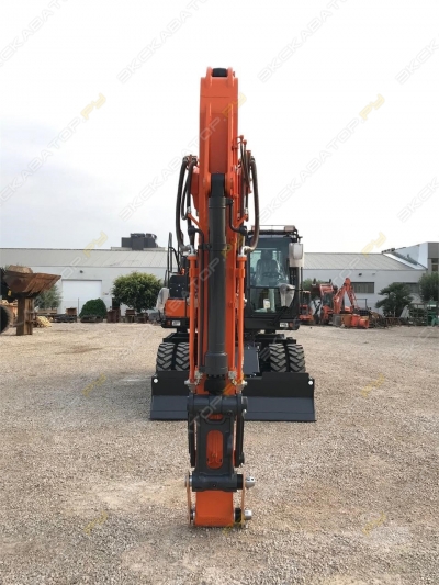 Doosan DX210W [3]