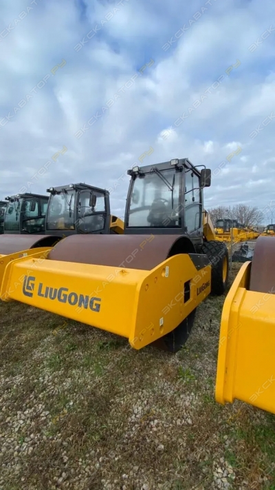 LiuGong CLG6614E [2]