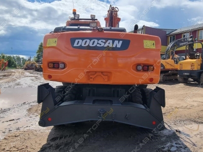 Doosan DX160W [4]