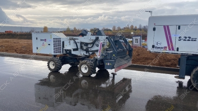 Somero S-22ez Laser Screed [4]
