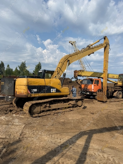 Caterpillar 320D [1]