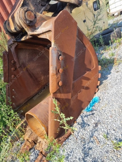 Hitachi ZAXIS 450LC [2]