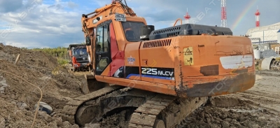 Doosan SOLAR 225NLC-V [0]
