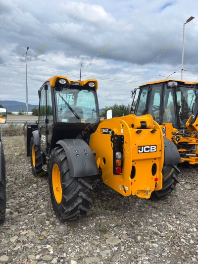 JCB 541-70 AG+ [3]