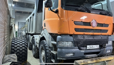 Tatra T-158-8P5R46 8x8.1R [1]