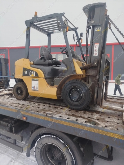 Caterpillar DP20NT [2]