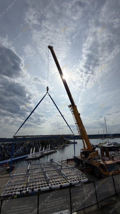 Liebherr LTM 1100-5.1 [2]