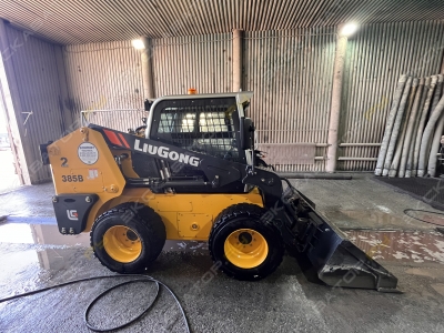 LiuGong CLG385B [3]
