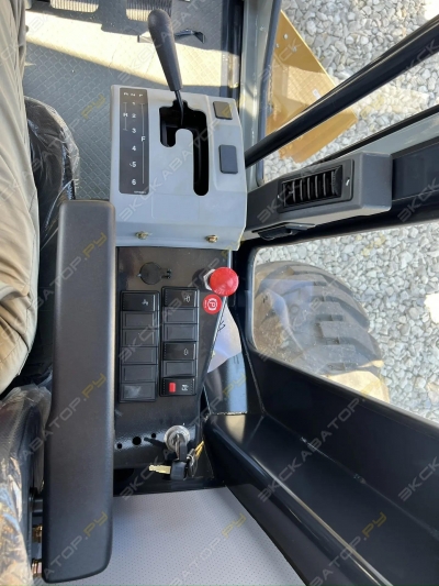 SEM 922F AWD [2]