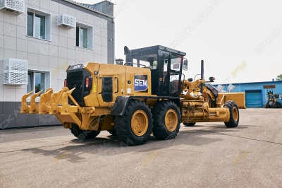 SEM 922F AWD [1]
