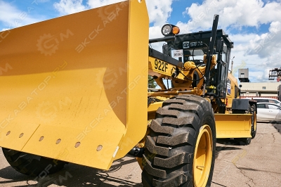 SEM 922F AWD [4]