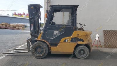 Caterpillar GP30NT [1]
