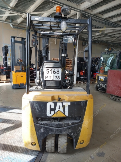 Caterpillar EP16CPNT [2]