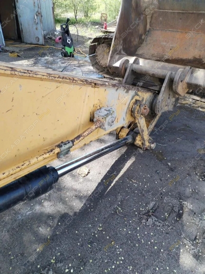 Caterpillar 320D L [4]