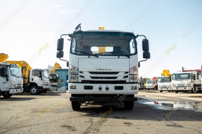 Isuzu Elf [2]