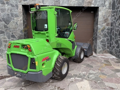 Avant 745 [2]