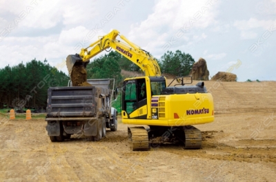 Komatsu PC130 [4]