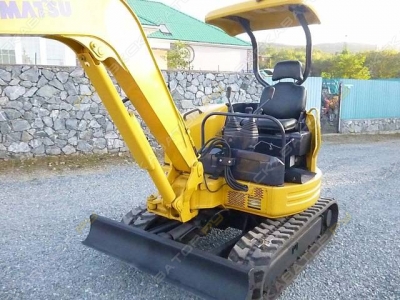 Komatsu PC30UU [3]