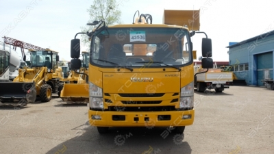 Isuzu Elf [1]