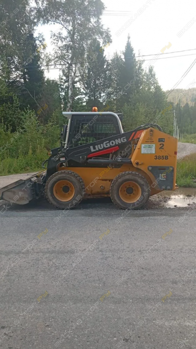 LiuGong CLG385B [1]