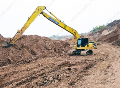 Komatsu PC200-8M0 [0]