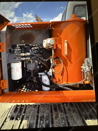Hitachi ZX120 [2]