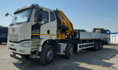 Бортовой автомобиль FAW CA3310 84 с КМУ XCMG SQZ  [2]