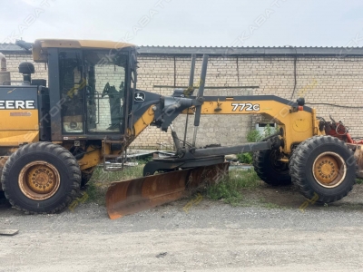 John Deere 772G [2]