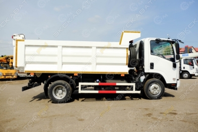 Isuzu Elf [3]
