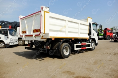 Isuzu Elf [4]