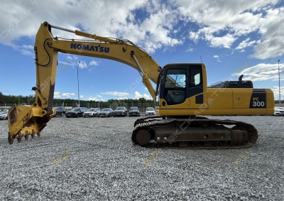 Komatsu PC300-8M0 [3]