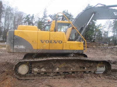 Volvo EC210B LC [2]