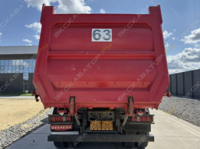 Sitrak C7H 8x4 [2]
