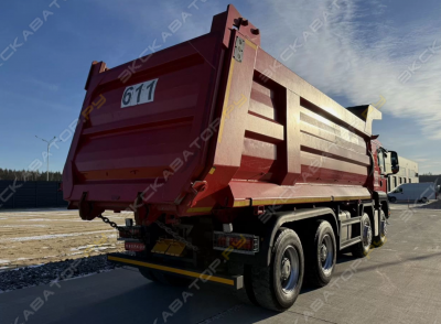 Sitrak C7H 8x4 [2]