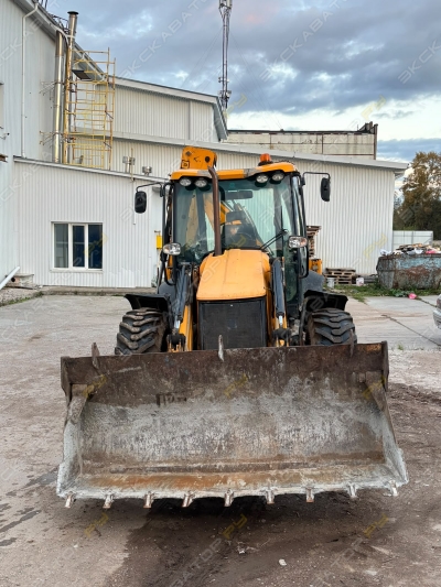JCB 4CX [2]