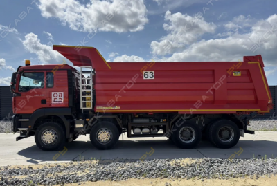 Sitrak C7H 8x4 [4]
