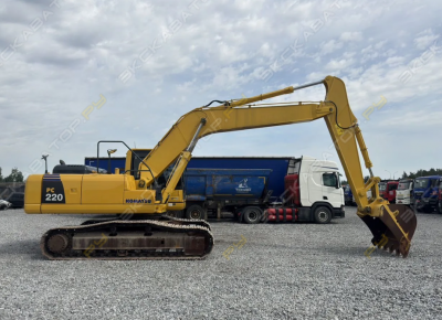 Komatsu PC220-8 [1]